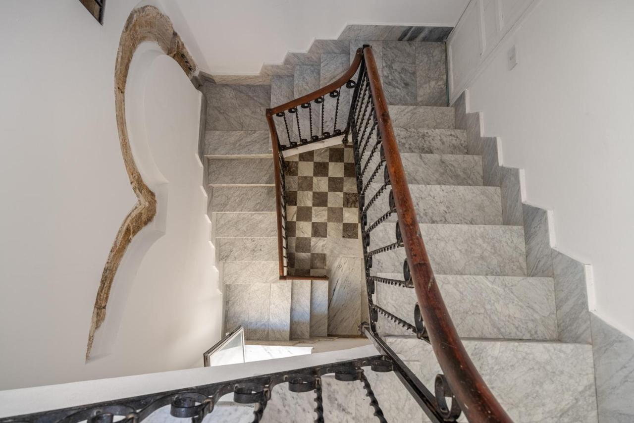 Le Stanze Di Triyah Bed & Breakfast Palermo Exterior photo